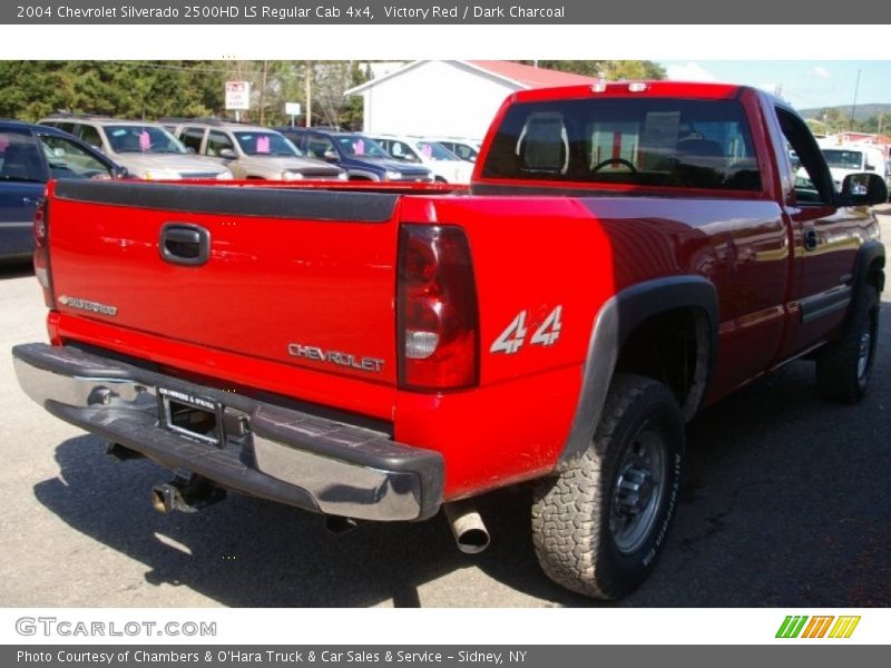Victory Red / Dark Charcoal 2004 Chevrolet Silverado 2500HD LS Regular Cab 4x4