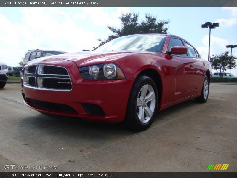 Redline 3-Coat Pearl / Black 2011 Dodge Charger SE