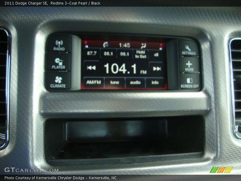 Redline 3-Coat Pearl / Black 2011 Dodge Charger SE