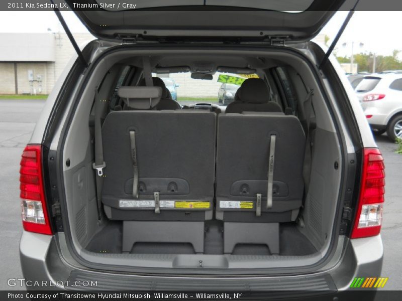 Titanium Silver / Gray 2011 Kia Sedona LX