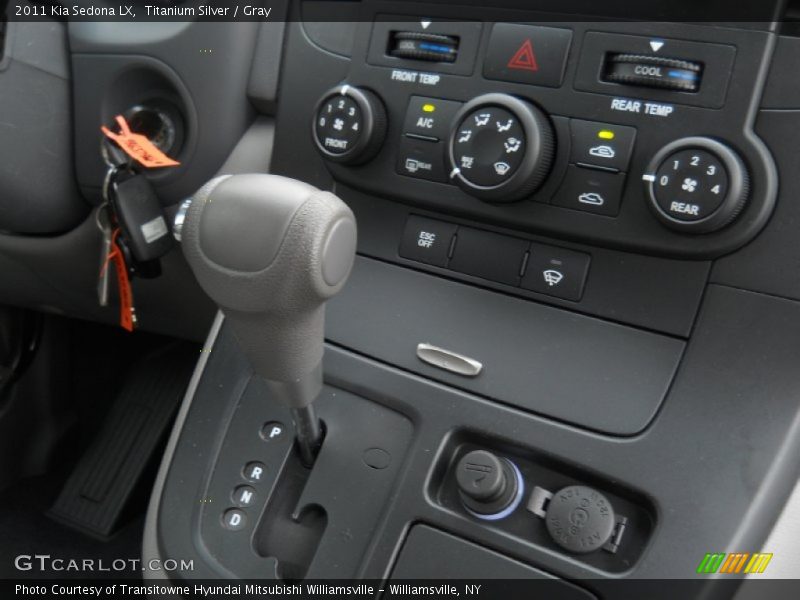 Titanium Silver / Gray 2011 Kia Sedona LX
