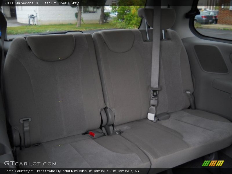 Titanium Silver / Gray 2011 Kia Sedona LX