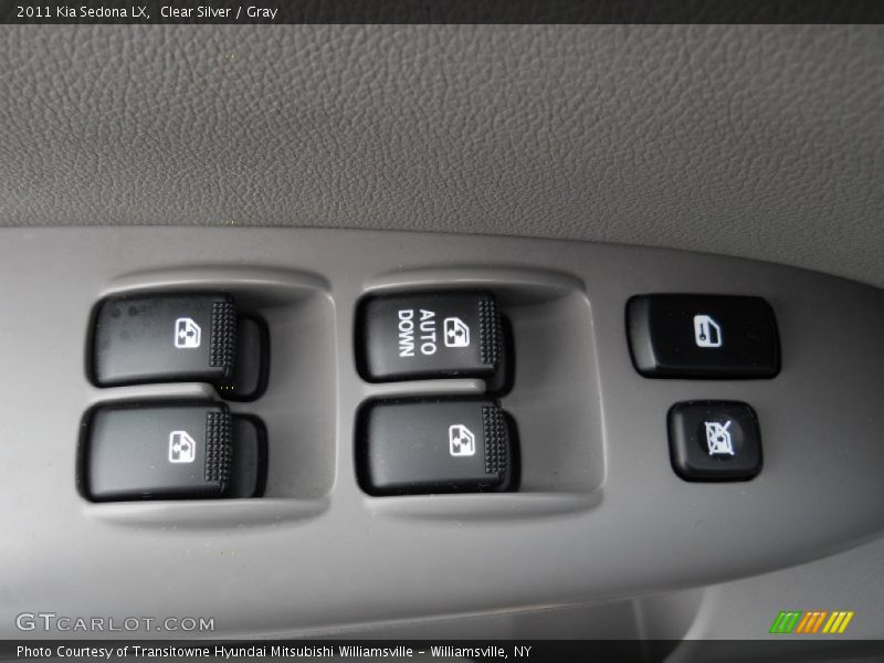 Clear Silver / Gray 2011 Kia Sedona LX