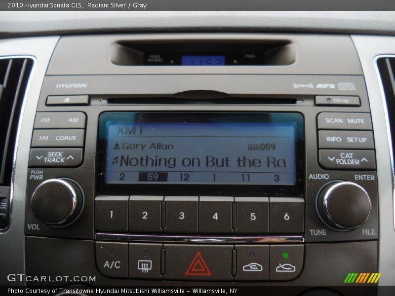 Radiant Silver / Gray 2010 Hyundai Sonata GLS