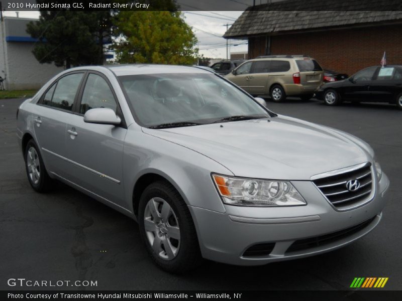 Radiant Silver / Gray 2010 Hyundai Sonata GLS