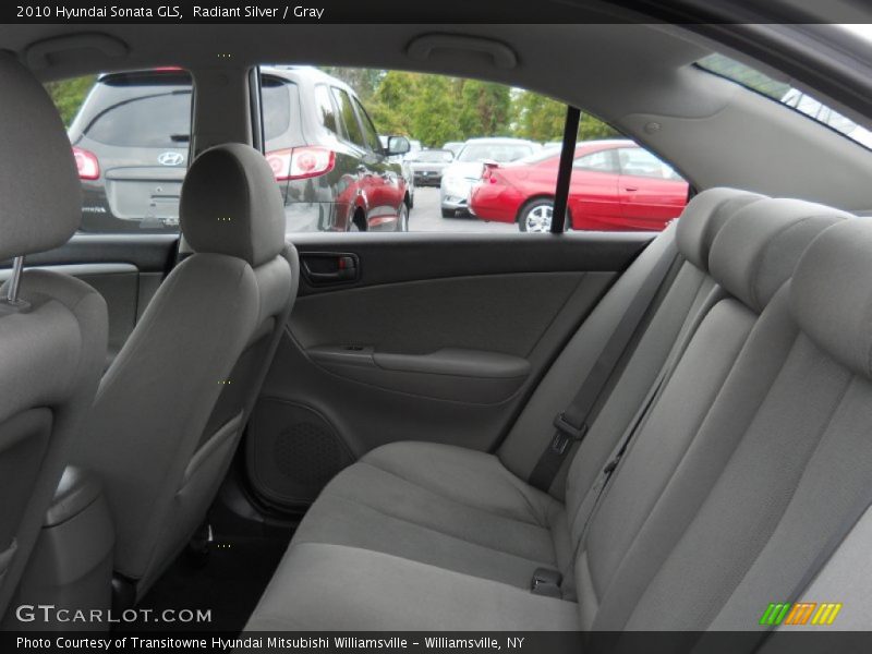 Radiant Silver / Gray 2010 Hyundai Sonata GLS
