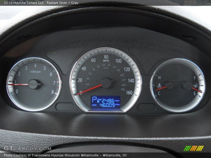 Radiant Silver / Gray 2010 Hyundai Sonata GLS