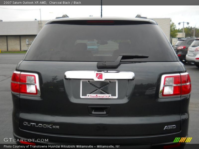 Charcoal Black / Black 2007 Saturn Outlook XR AWD
