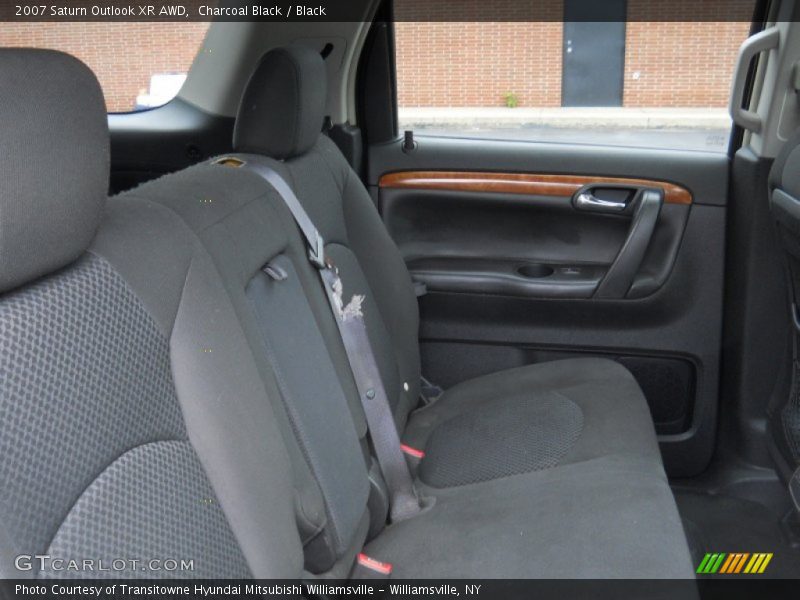 Charcoal Black / Black 2007 Saturn Outlook XR AWD