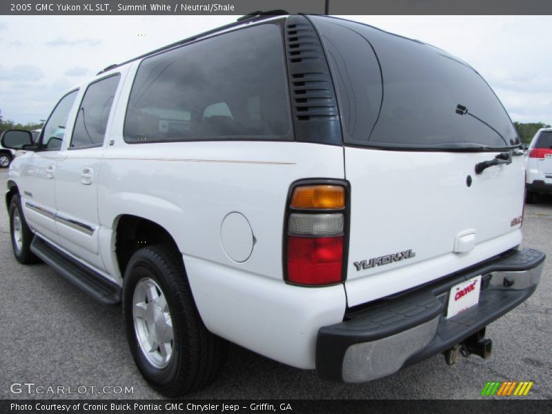 Summit White / Neutral/Shale 2005 GMC Yukon XL SLT