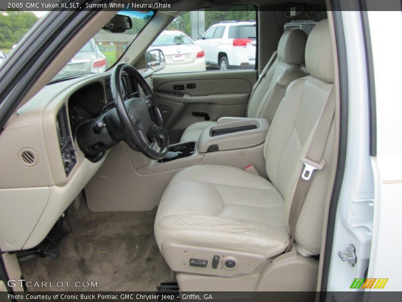 Summit White / Neutral/Shale 2005 GMC Yukon XL SLT
