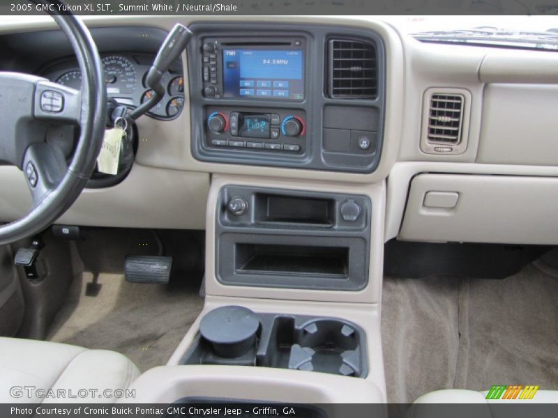 Summit White / Neutral/Shale 2005 GMC Yukon XL SLT