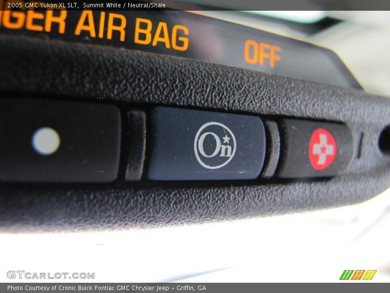 Summit White / Neutral/Shale 2005 GMC Yukon XL SLT