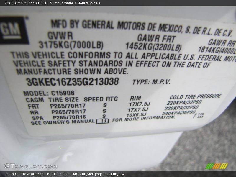 Summit White / Neutral/Shale 2005 GMC Yukon XL SLT