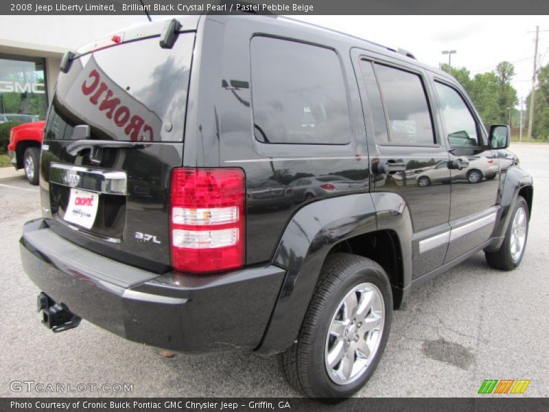 Brilliant Black Crystal Pearl / Pastel Pebble Beige 2008 Jeep Liberty Limited