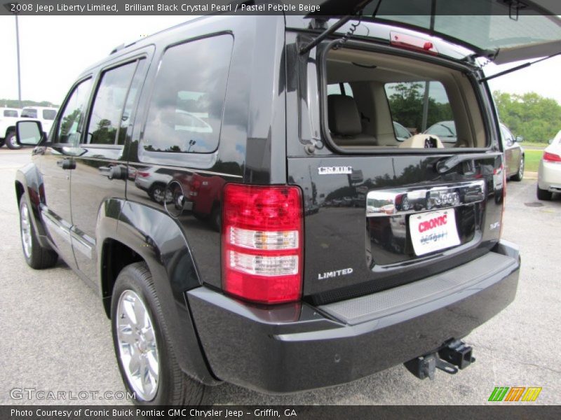 Brilliant Black Crystal Pearl / Pastel Pebble Beige 2008 Jeep Liberty Limited