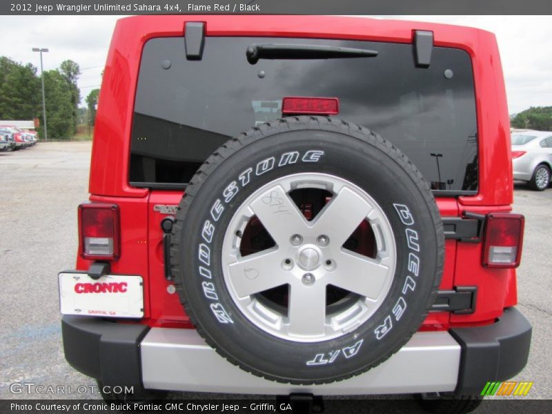 Flame Red / Black 2012 Jeep Wrangler Unlimited Sahara 4x4