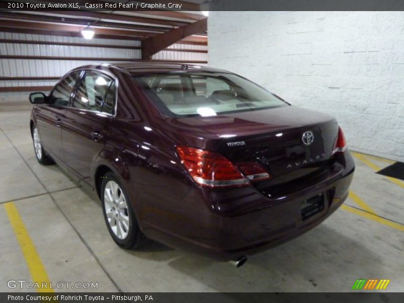 Cassis Red Pearl / Graphite Gray 2010 Toyota Avalon XLS