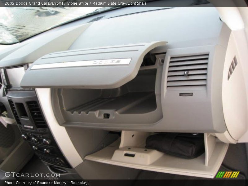 Stone White / Medium Slate Gray/Light Shale 2009 Dodge Grand Caravan SXT
