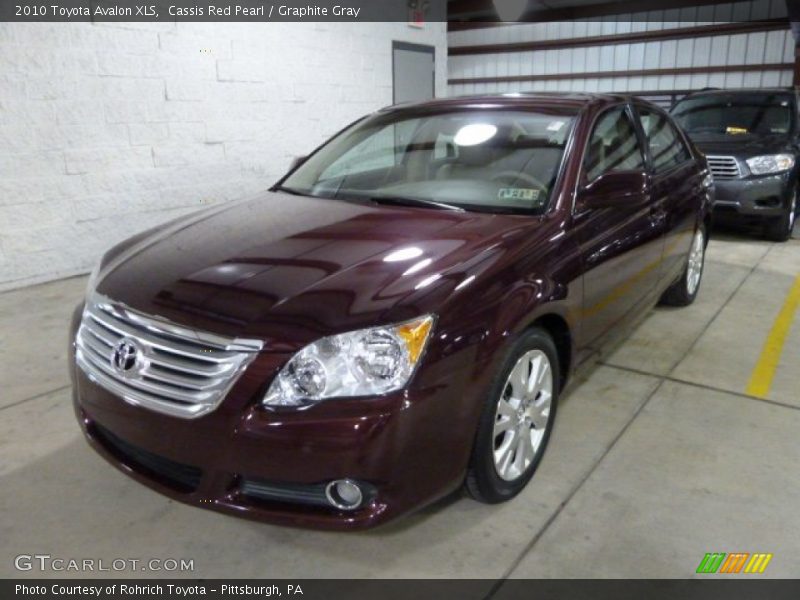 Cassis Red Pearl / Graphite Gray 2010 Toyota Avalon XLS