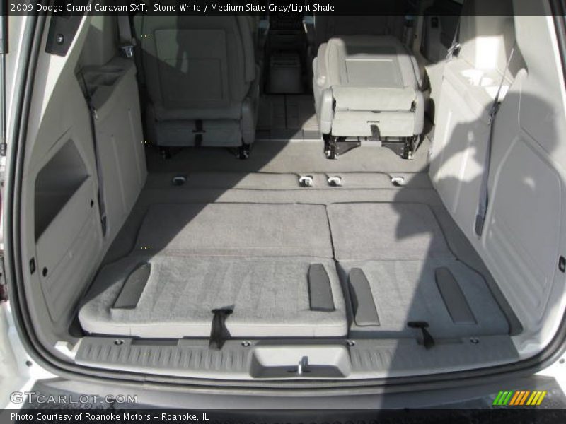 Stone White / Medium Slate Gray/Light Shale 2009 Dodge Grand Caravan SXT