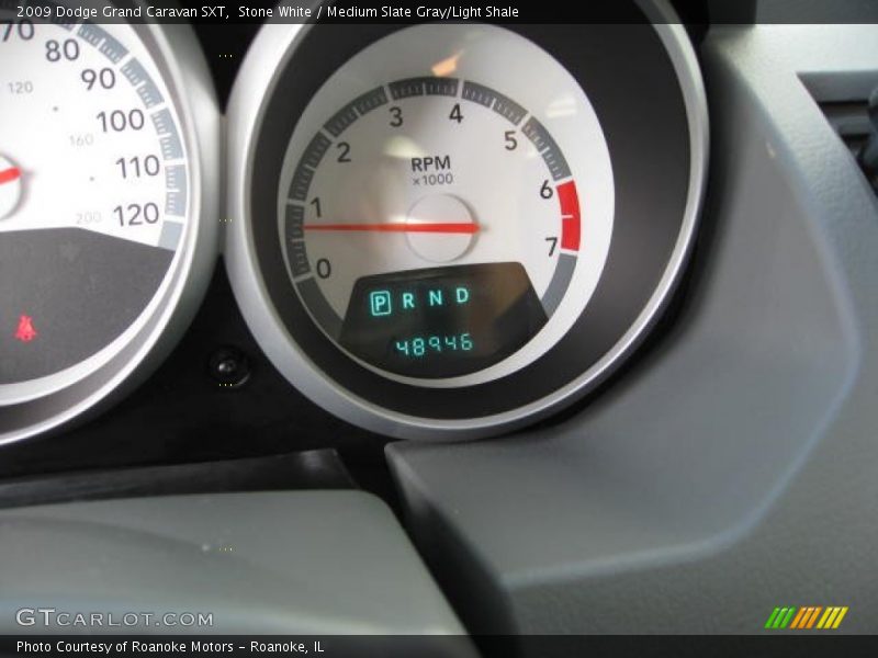 Stone White / Medium Slate Gray/Light Shale 2009 Dodge Grand Caravan SXT