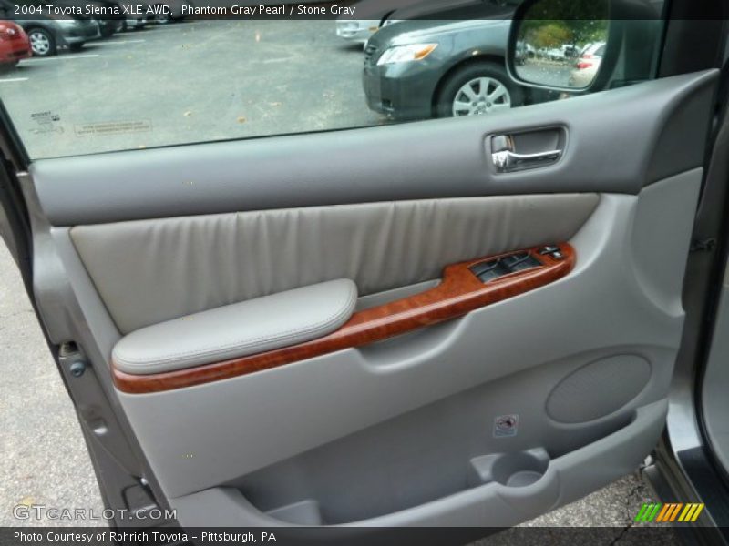 Phantom Gray Pearl / Stone Gray 2004 Toyota Sienna XLE AWD