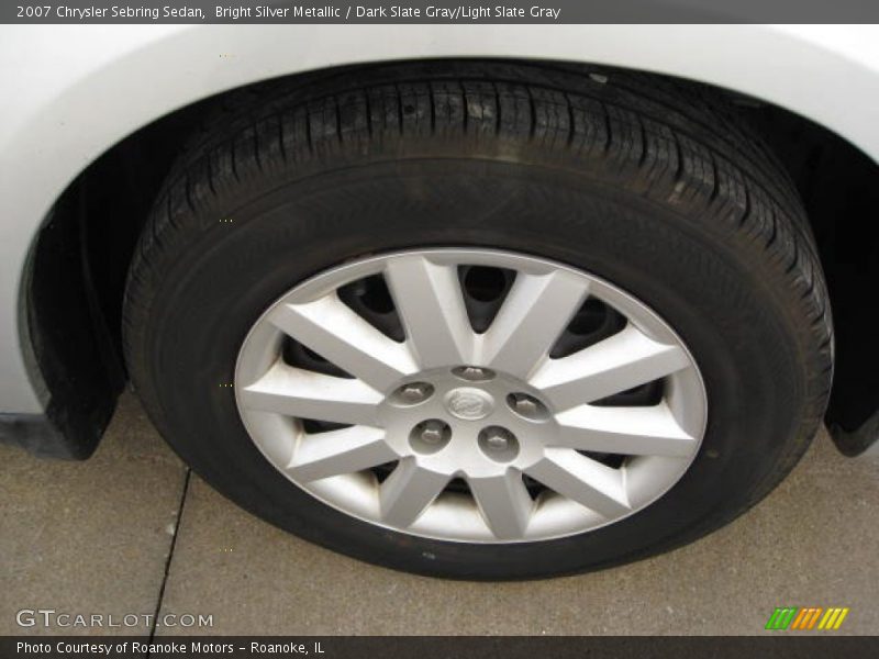 Bright Silver Metallic / Dark Slate Gray/Light Slate Gray 2007 Chrysler Sebring Sedan