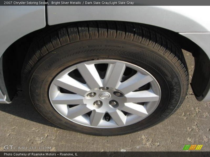 Bright Silver Metallic / Dark Slate Gray/Light Slate Gray 2007 Chrysler Sebring Sedan