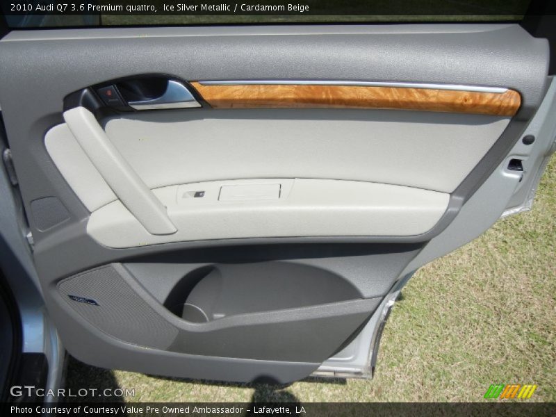 Door Panel of 2010 Q7 3.6 Premium quattro
