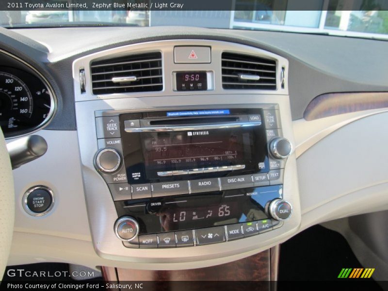 Zephyr Blue Metallic / Light Gray 2011 Toyota Avalon Limited