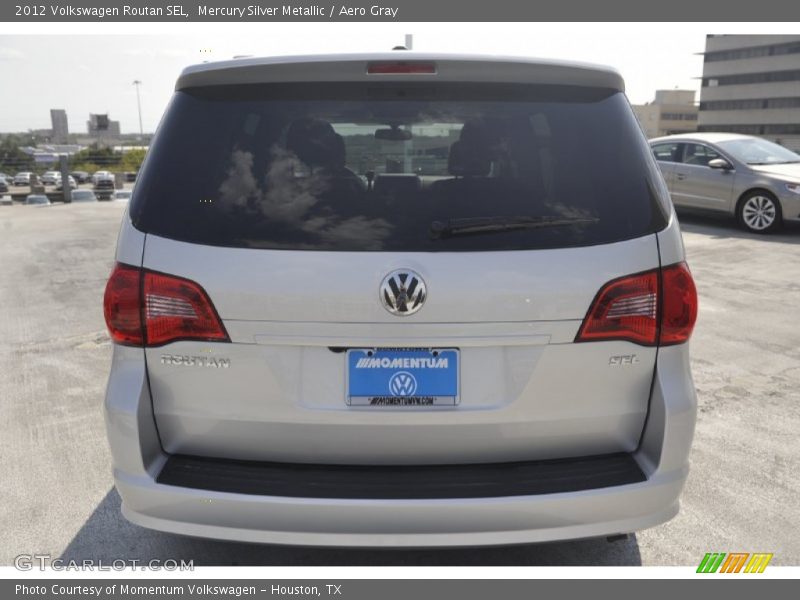 Mercury Silver Metallic / Aero Gray 2012 Volkswagen Routan SEL