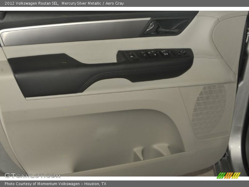 Mercury Silver Metallic / Aero Gray 2012 Volkswagen Routan SEL