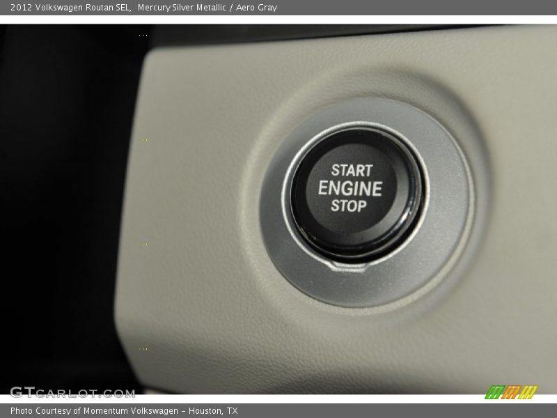 Mercury Silver Metallic / Aero Gray 2012 Volkswagen Routan SEL