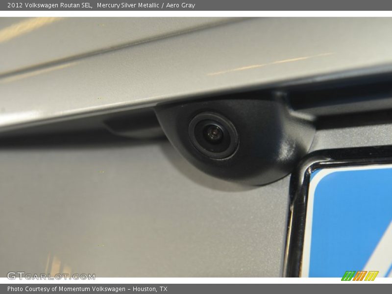 Mercury Silver Metallic / Aero Gray 2012 Volkswagen Routan SEL