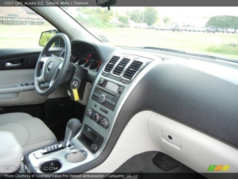 Summit White / Titanium 2007 GMC Acadia SLE
