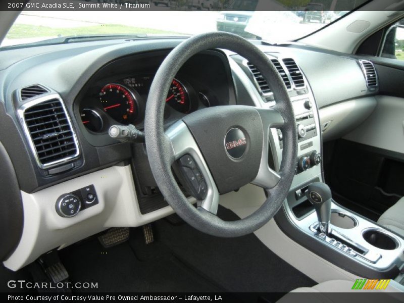 Summit White / Titanium 2007 GMC Acadia SLE