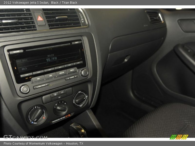 Black / Titan Black 2012 Volkswagen Jetta S Sedan