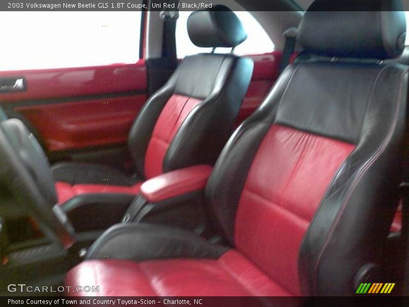 Uni Red / Black/Red 2003 Volkswagen New Beetle GLS 1.8T Coupe