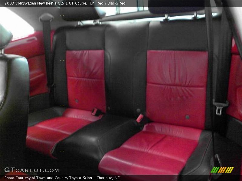 Uni Red / Black/Red 2003 Volkswagen New Beetle GLS 1.8T Coupe