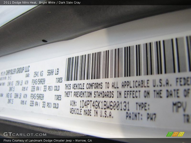 Bright White / Dark Slate Gray 2011 Dodge Nitro Heat