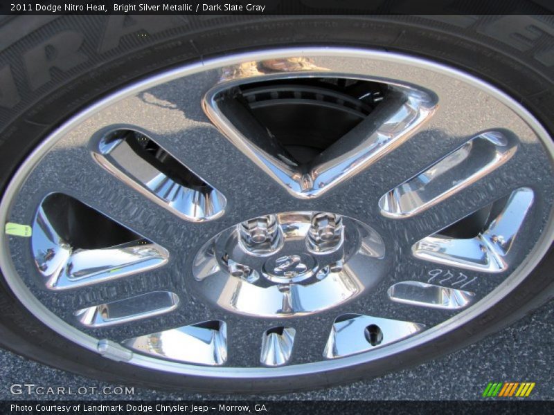 Bright Silver Metallic / Dark Slate Gray 2011 Dodge Nitro Heat