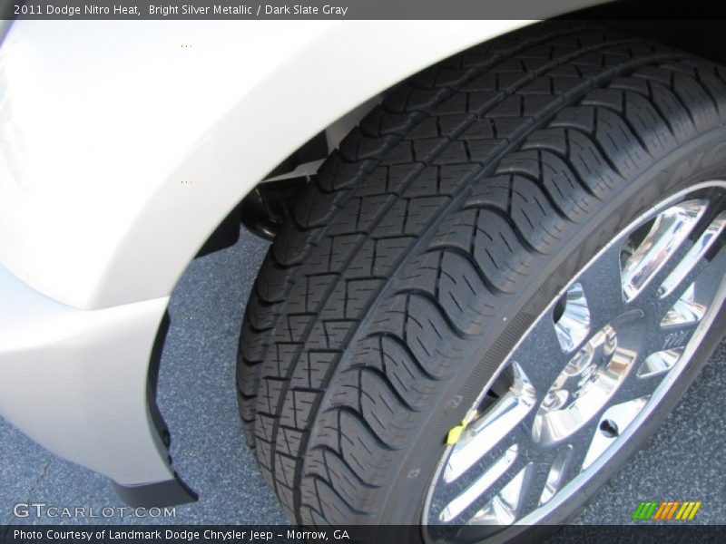 Bright Silver Metallic / Dark Slate Gray 2011 Dodge Nitro Heat