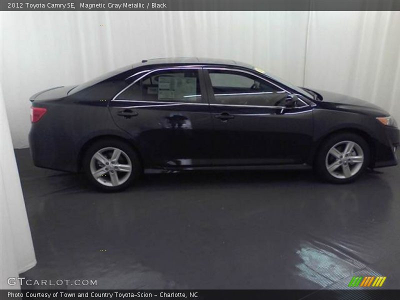 Magnetic Gray Metallic / Black 2012 Toyota Camry SE