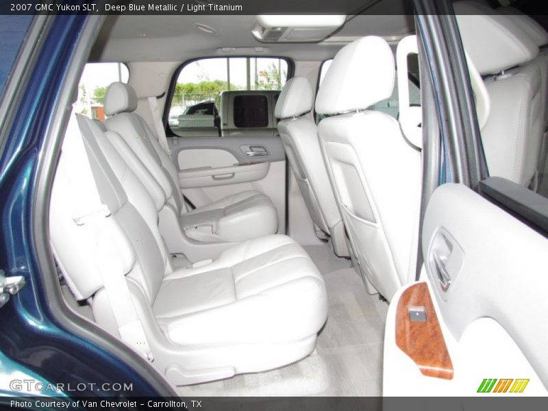 Deep Blue Metallic / Light Titanium 2007 GMC Yukon SLT