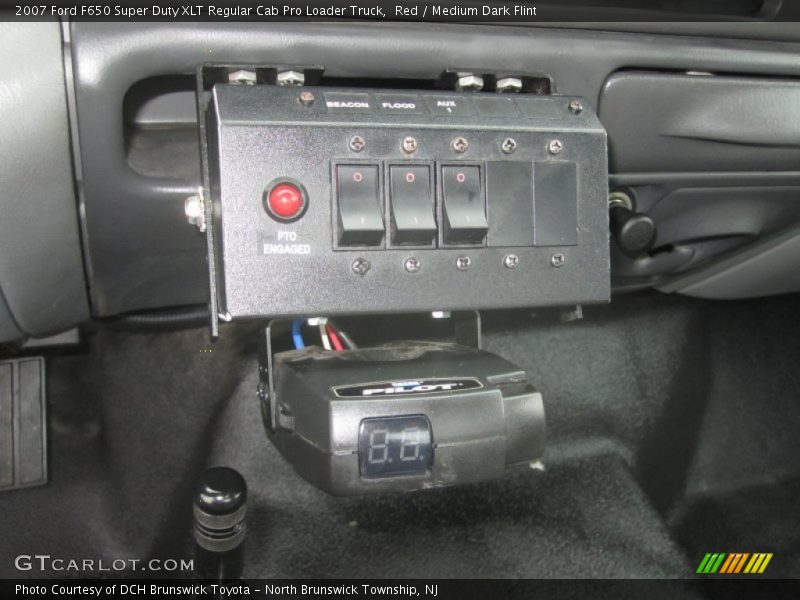 Red / Medium Dark Flint 2007 Ford F650 Super Duty XLT Regular Cab Pro Loader Truck