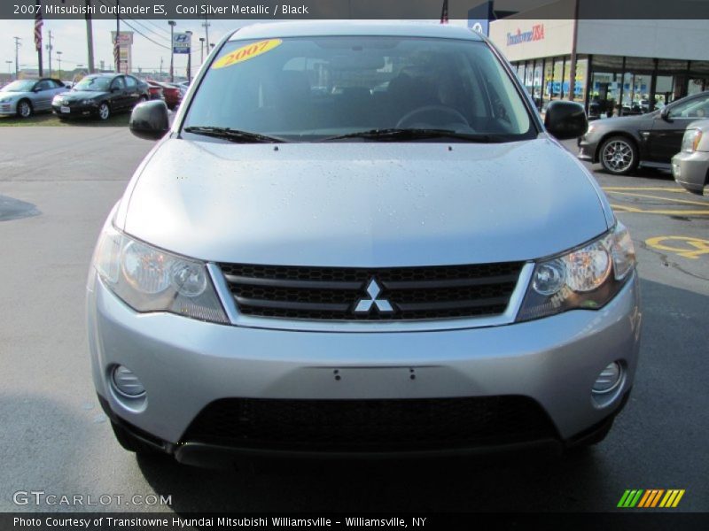 Cool Silver Metallic / Black 2007 Mitsubishi Outlander ES