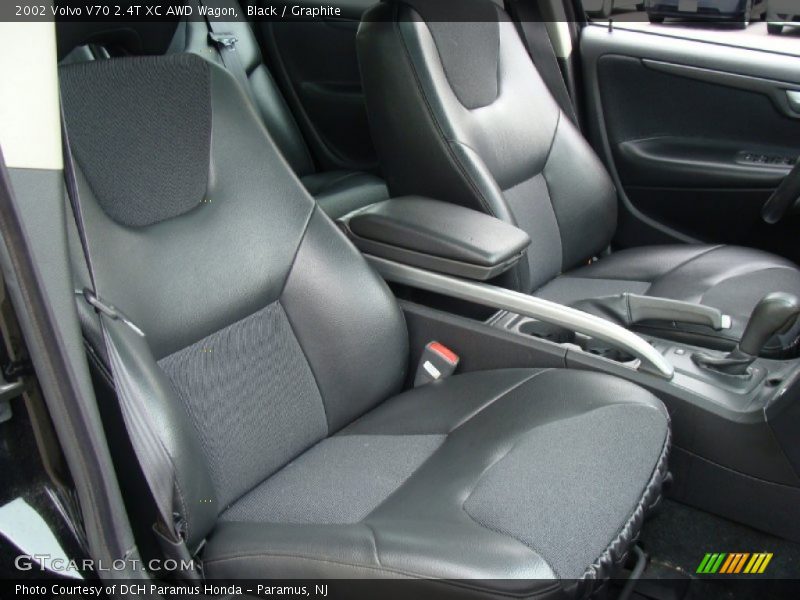 Black / Graphite 2002 Volvo V70 2.4T XC AWD Wagon