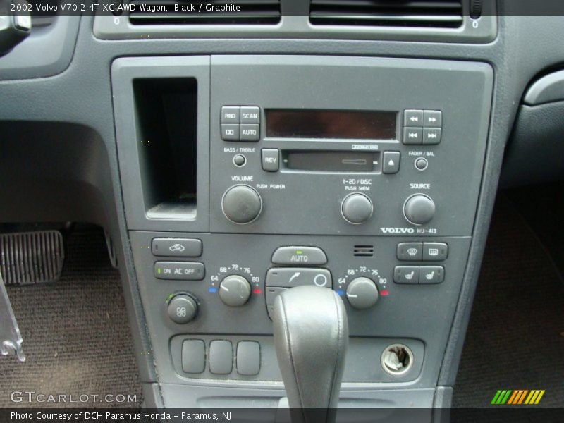 Black / Graphite 2002 Volvo V70 2.4T XC AWD Wagon