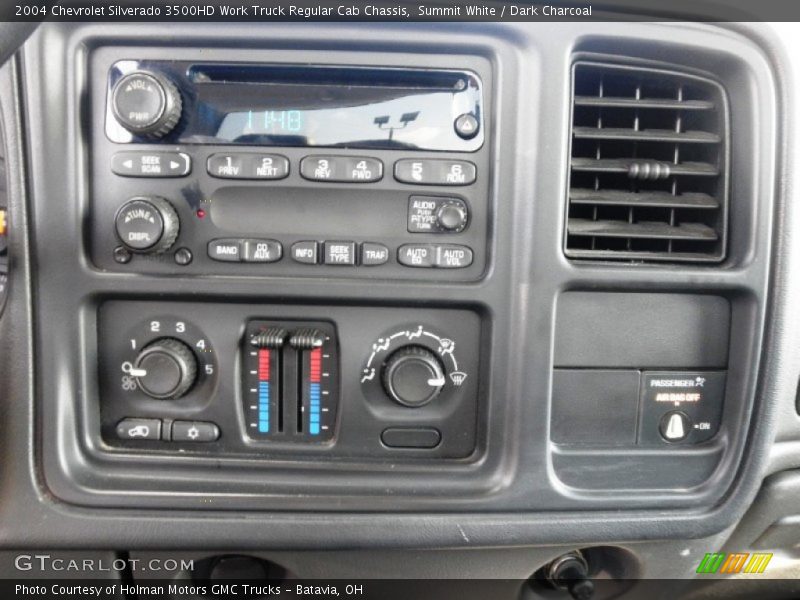Audio System of 2004 Silverado 3500HD Work Truck Regular Cab Chassis